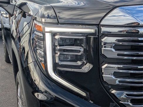 New 2026 GMC Sierra 1500 Denali w/ Denali Reserve Package image 10