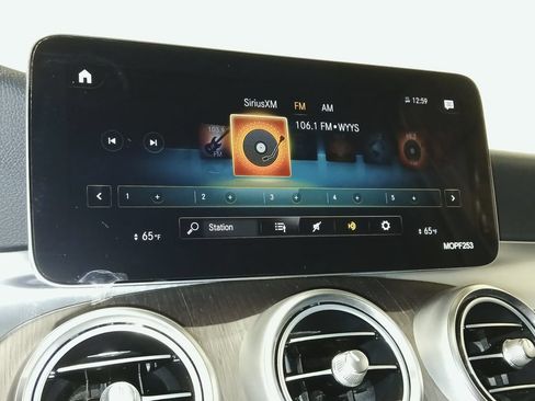 Certified 2020 Mercedes-Benz GLC 300 4MATIC image 23