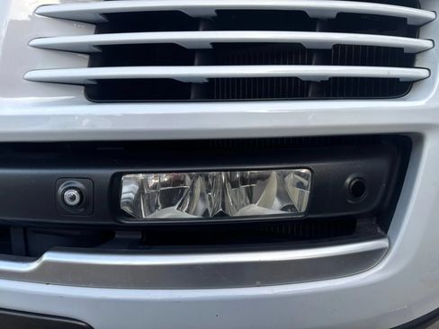 Used 2015 Land Rover Range Rover Supercharged AWD/4WD image 30