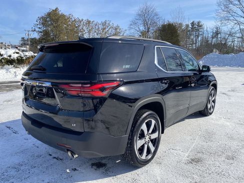 Used 2023 Chevrolet Traverse LT w/ LT Premium Package image 7