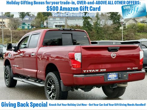 Used 2016 Nissan Titan SL image 3