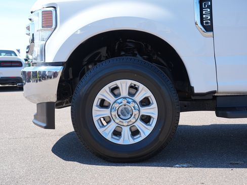 Used 2020 Ford F250 XL w/ STX Appearance Package AWD/4WD image 11