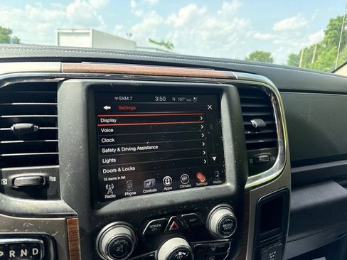 Used 2017 RAM 1500 Laramie AWD/4WD image 27
