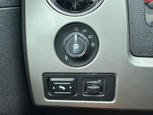 Used 2010 Ford F150 Lariat AWD/4WD image 24