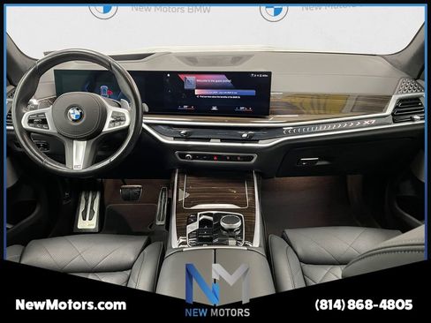Used 2023 BMW X7 xDrive40i w/ M Sport Package image 8