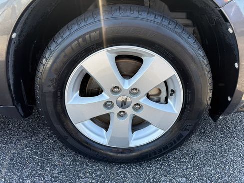 Used 2018 Dodge Journey SE w/ Connectivity Group FWD image 28