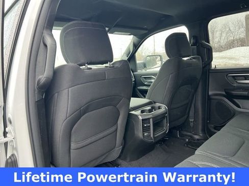 New 2026 RAM 1500 Big Horn AWD/4WD image 16