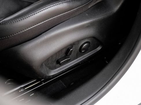 Used 2022 Jeep Compass Limited image 44