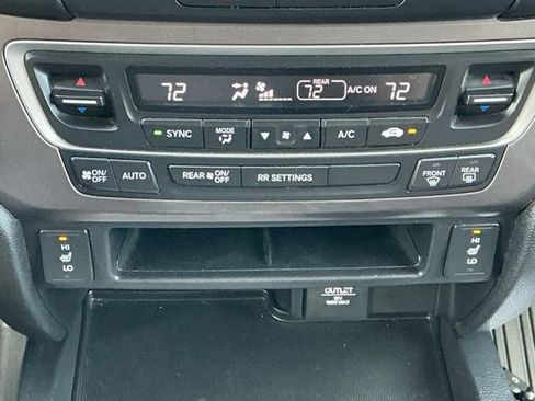 Used 2017 Honda Ridgeline RTL image 12