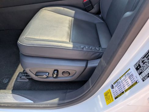 Used 2023 Lexus RX 350 Premium w/ Accessory Package (Z1) AWD/4WD image 22