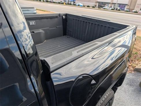 Used 2024 Toyota Tacoma TRD Sport image 18