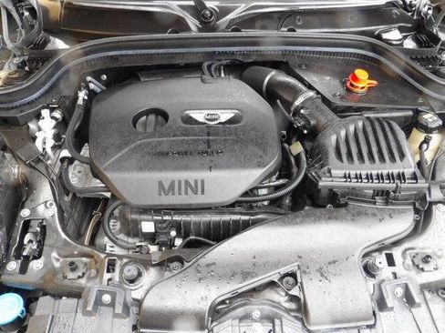 Used 2019 MINI Cooper 4-Door Hardtop image 31