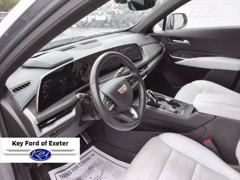 Used 2024 Cadillac XT4 Sport AWD/4WD image 28