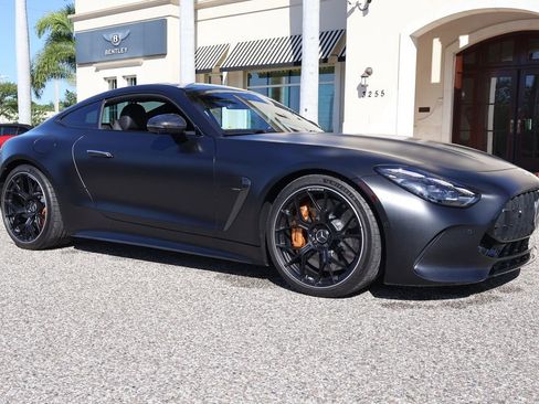 Used 2024 Mercedes-Benz AMG GT 63 image 3