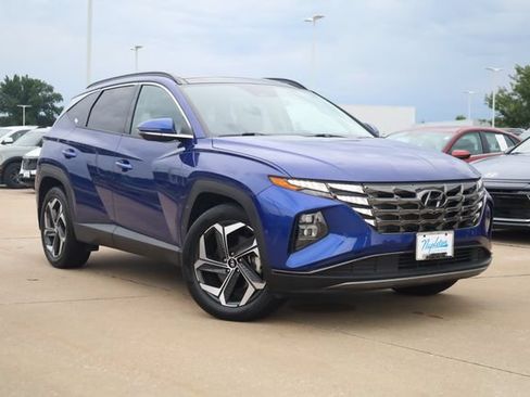 Used 2023 Hyundai Tucson Limited FWD image 3