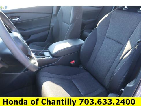 Used 2025 Honda Accord SE image 25