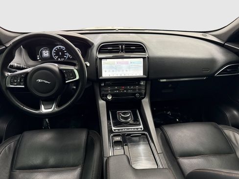 Used 2018 Jaguar F-PACE Prestige AWD/4WD image 20