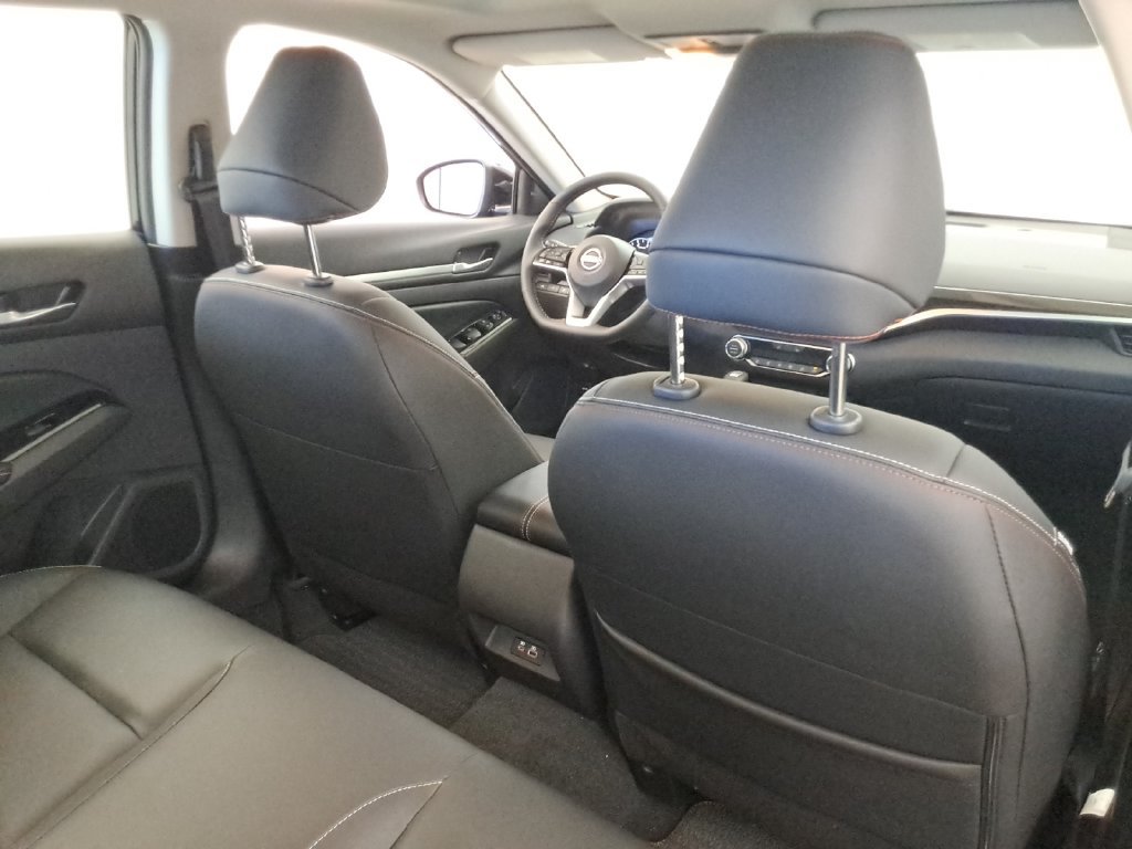 Used 2025 Nissan Altima 2.5 SR w/ SR Premium Package FWD image 21