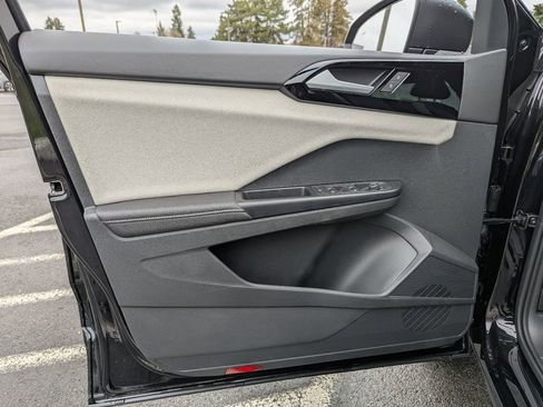 New 2026 Volkswagen Taos S image 10