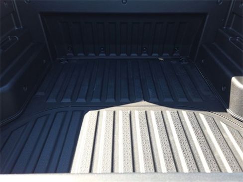 Used 2025 Hyundai Santa Cruz SEL image 10