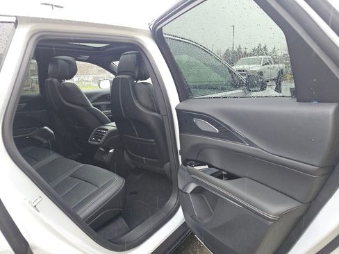 New 2026 Cadillac Lyriq Signature Luxury image 12