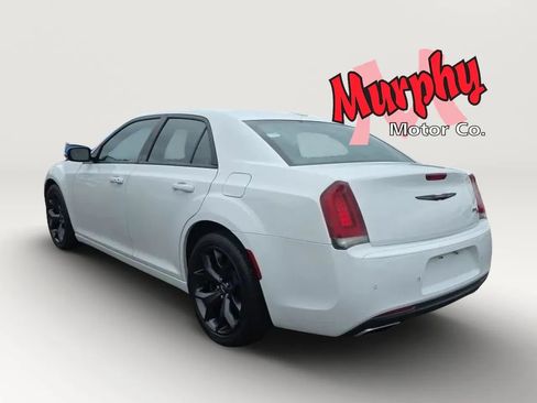 Used 2020 Chrysler 300 S w/ 300S Premium Group 2 RWD image 5