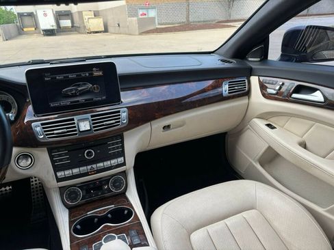 Used 2015 Mercedes-Benz CLS 550 image 21