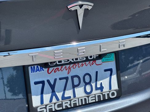 Used 2017 Tesla Model S 75 RWD image 29