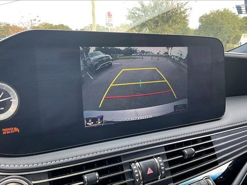 Used 2021 Lexus LS 500 F Sport w/ Accessory Package (Z2) image 13