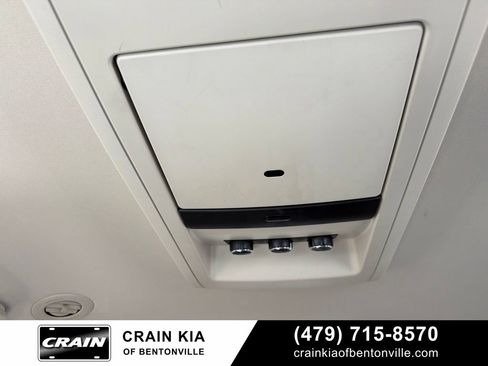 Used 2014 Dodge Grand Caravan SXT w/ UConnect Hands-Free Group FWD image 27