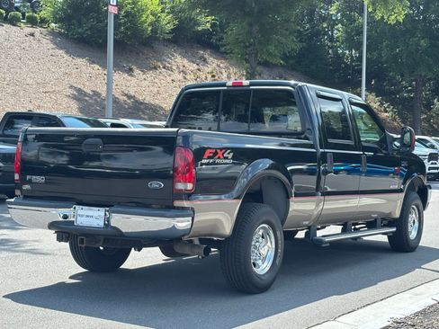 Used 2004 Ford F250 Lariat AWD/4WD image 5