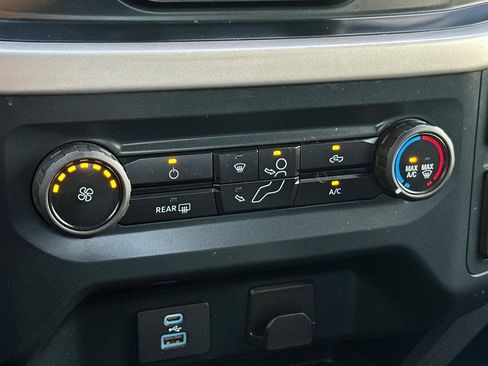 Used 2023 Ford F150 XLT image 18