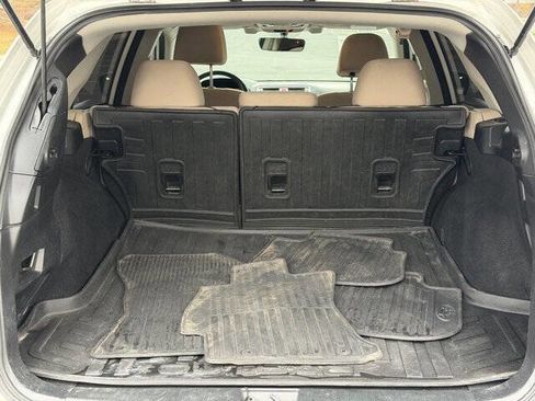 Used 2017 Subaru Outback 2.5i Premium image 22