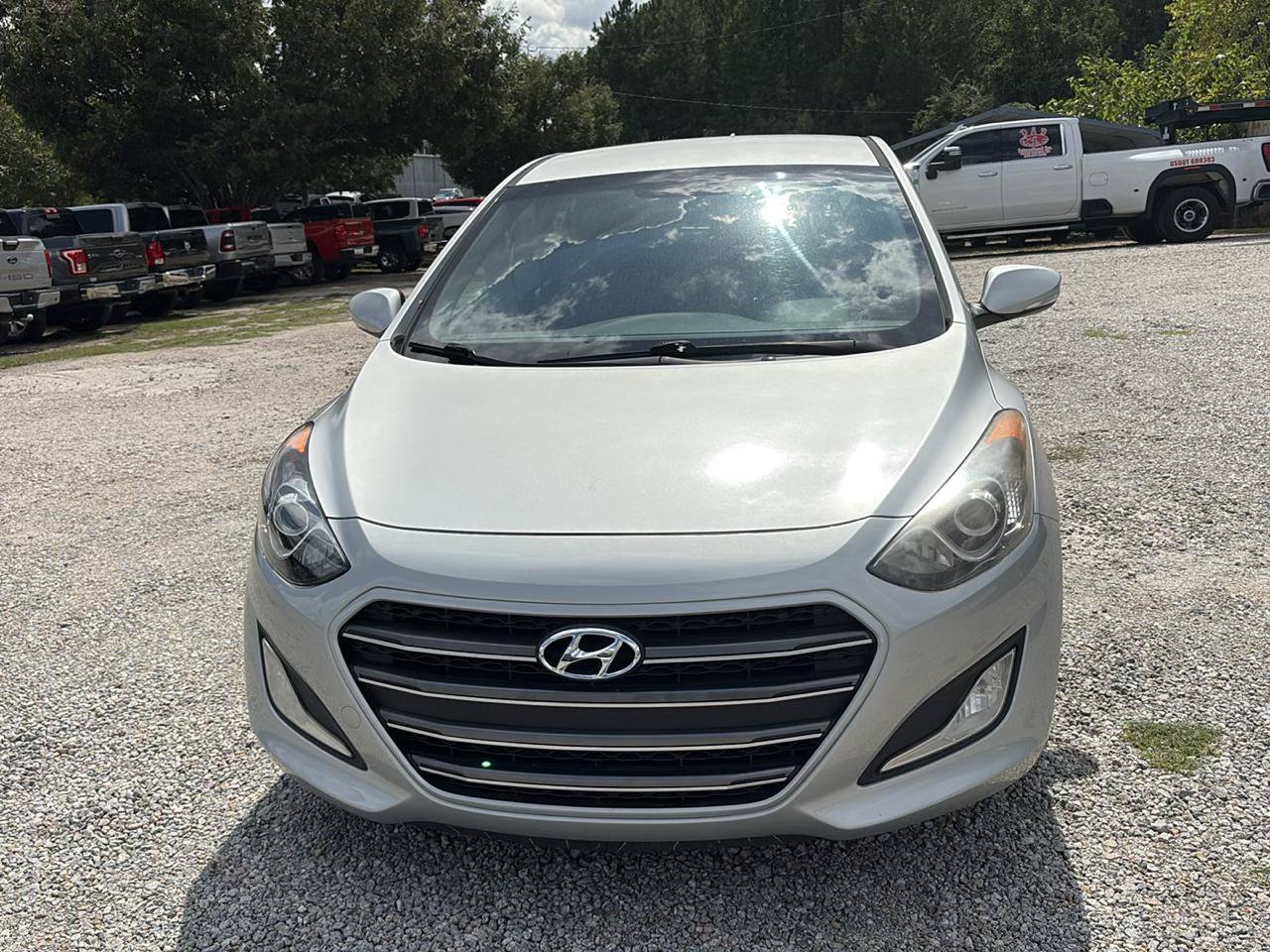 Used 2016 Hyundai Elantra GT FWD image 3