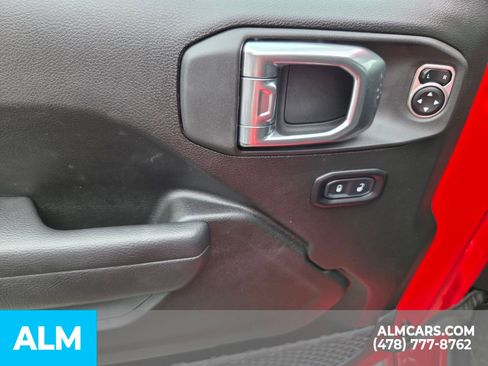 Used 2026 Jeep Wrangler Unlimited Sport AWD/4WD image 15