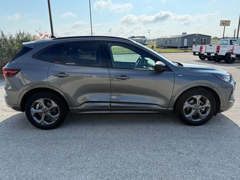 Used 2024 Ford Escape ST-Line w/ Tech Pack #1 image 6