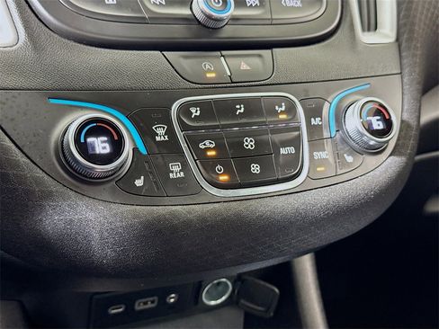 Certified 2024 Chevrolet Malibu LT image 13