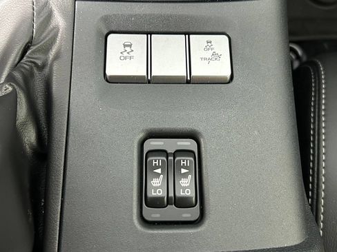 Used 2025 Toyota GR86 Premium w/ Performance Package RWD image 19