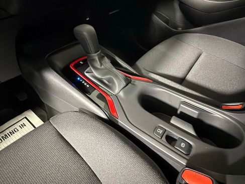 Used 2025 Toyota Corolla LE image 22