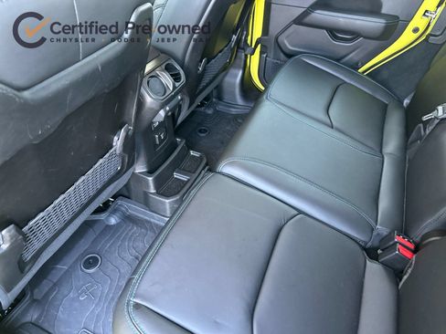 Used 2024 Jeep Wrangler Unlimited Rubicon 4xe AWD/4WD image 13