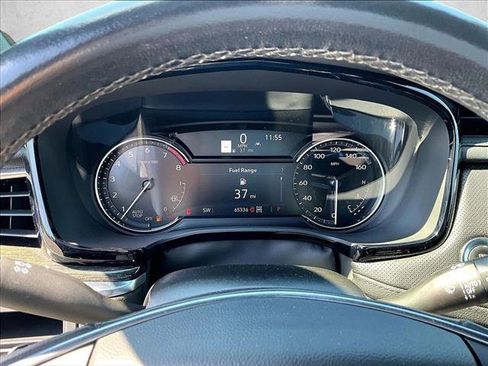 Used 2021 Cadillac XT5 Premium Luxury w/ LPO, Floor Liner Package AWD/4WD image 20