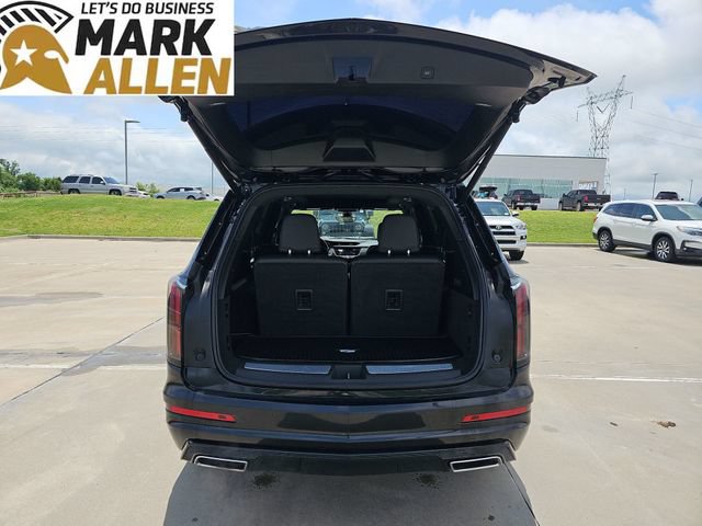 Used 2023 Cadillac XT6 Sport w/ Technology Package AWD/4WD image 26