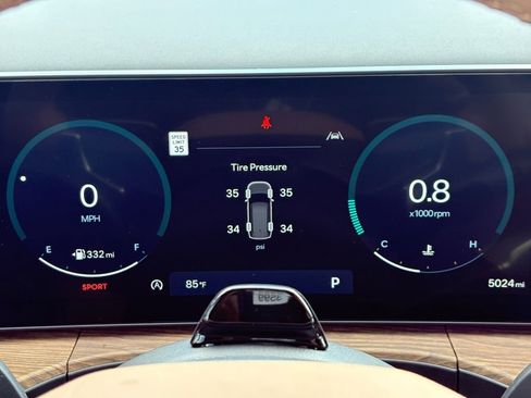 Used 2024 Hyundai Santa Fe Limited image 18