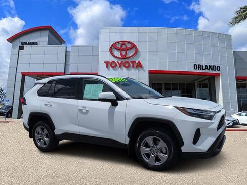 Certified 2024 Toyota RAV4 XLE FWD image 1