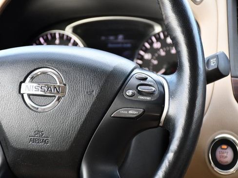 Used 2020 Nissan Pathfinder Platinum AWD/4WD image 22