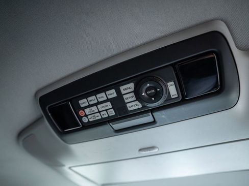 Used 2016 Acura MDX SH-AWD image 44