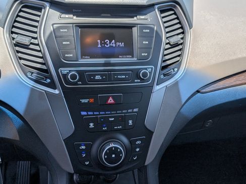 Used 2018 Hyundai Santa Fe Sport FWD image 17
