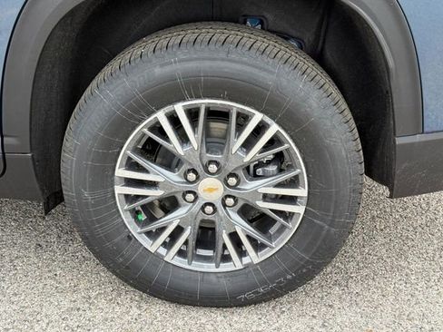 New 2026 Chevrolet Traverse LT w/ LPO, Floor Liner Package image 4