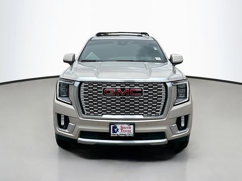 Used 2023 GMC Yukon Denali w/ Denali Reserve Package RWD image 2
