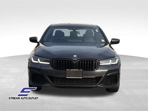 Used 2023 BMW 540i xDrive w/ M Sport Package AWD/4WD image 2